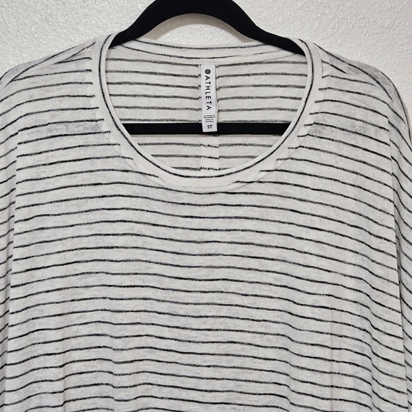 NWT Athleta Realease tee striped top size small tall oversized - Picture 2 of 10